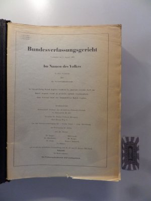 Verfassungsbeschwerde der "Spiegel"-Verlag Rudolf Augstein GmbH & Co. KG Hamburg. 1 BvR 586/62. Schriftsatz der Beschwerdeführerin vom 1. Mai 1963. [Zusätzlich […]