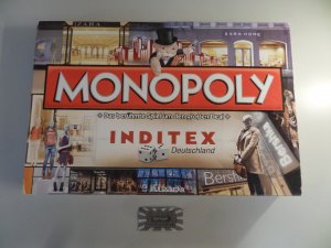 gebrauchtes Spiel – B27661000: Monopoly Inditex Deutschland [Brettspiel]. Das berühmte Spiel um den großen Deal.