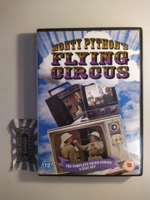 gebrauchter Film – Monty, Python's Flying Circus – Monty Python's Flying Circus - Season 3 [2 DVDs] [UK Import].