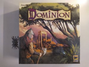 gebrauchtes Spiel – Vaccarino, Donald X – Dominion, Dark Ages (Erweiterung) [Strategiespiel]. Hans im Glück 48228.