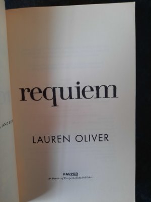 gebrauchtes Buch – Lauren Oliver – Requiem