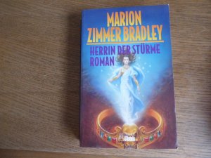 gebrauchtes Buch – Marion Zimmer Bradley – Herrin der Stürme. Roman. TB