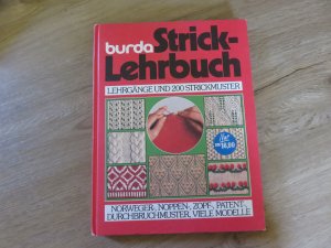 gebrauchtes Buch – Burda - Strick-Lehrbuch