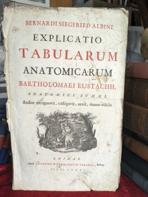 Explicatio tabularum anatomicarum Bartholomaei Eustachii. Autor recognovit castiguit, auxit, denuo edidit (2. Auflage 1761 mit allen 89 Kupfern)