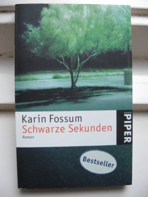 gebrauchtes Buch – Karin Fossum – Schwarze Sekunden