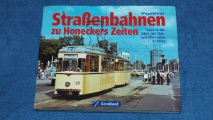 Strassenbahnen zu Honeckers Zeiten : Trams in der DDR: Die 70er- und 80er-Jahre in Farbe.