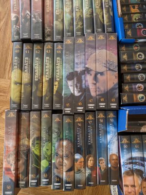 Stargate - Sammlung von Nr. 1 bis Nr. 76, 76 VHS Kassetten