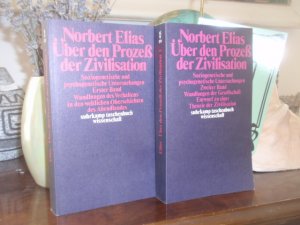 Über den Prozess der Zivilisation. Soziogenetische und psychogenetische Untersuchungen. Erster und zweiter Band.