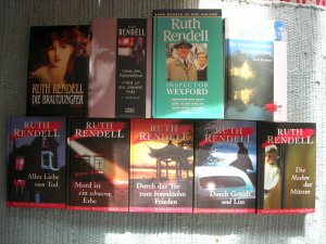 Konvolut Bücherpaket Krimi 18 x Ruth Rendell: Doppelband: Der Krokodilwächter / Der Sonderling Doppelband: Mord am Polterabend / Mord ist ein schweres […]