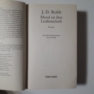 gebrauchtes Buch – J. D. Robb – Mord ist ihre Leidenschaft