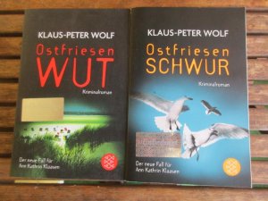 gebrauchtes Buch – Klaus-Peter Wolf – Bücherset (Buchreihe: Ann Kathrin Klaasen) - Band 9: Ostfriesenwut / Band 10: Ostfriesenschwur