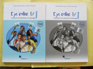 gebrauchtes Buch – Beqari Gjonej, Desara – Eja edhe ti! - Band 1. Lehrbuch und Arbeitsbuch für Albanisch mit Lösungen A1-A2/1   ---  Zwei Bände