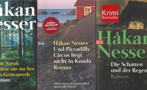 gebrauchtes Buch – Hakan Nesser – Gesammelte Kriminalromane: 1 Das grobmaschige Netz / 2 Das vierte Opfer / 3 Das falsche Urteil / 4 Die Frau mit dem Muttermal / 5 Der Kommissar und das Schweigen*/ 6 Münsters Fall 7 Der unglückliche Mörder / 8 Der Tote vom Strand / 9 Die Schwalbe, die Katze, die Rose und der Tod /10 Sein letzter Fall // 11 Mensch ohne Hund / 12 Eine ganz andere Geschichte / 13 Das zweite Leben des Herrn Roos / 14 Die Einsamen / 15 Am Abend des Mordes / 16 Der Verein der Linkshänder/ 17 Barbarotti und der schwermütige Busfahrer // 18 Kim Novak badete nie im See von Genezareth / 19 Und Piccadilly Circus liegt nicht in Kumla / 20 Die Schatten und der Regen / 21 Aus Doktor Klimkes Perspektive / 22 Himmel über London* / 23 Der Fall Kallmann / 24 Strafe (zusammen mit Paula Polanski*