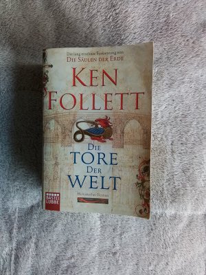 gebrauchtes Buch – Ken Follett – Die Tore der Welt