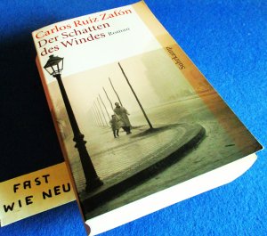 gebrauchtes Buch – Carlos Ruiz Zafón – DER SCHATTEN DES WINDES