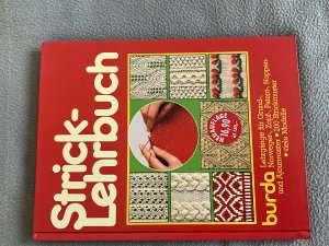 gebrauchtes Buch – Burda - Strick-Lehrbuch