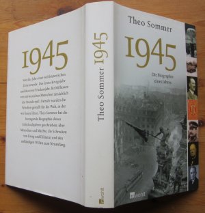 gebrauchtes Buch – Theo Sommer – 1945. Die Biographie eines Jahres. gebrauchtes Buch – Theo Sommer – 1945. Die Biographie eines Jahres.