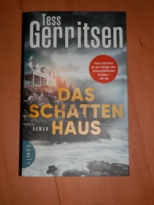 gebrauchtes Buch – Tess Gerritsen – Das Schattenhaus