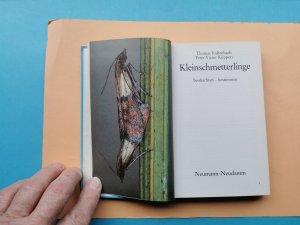 gebrauchtes Buch – Thomas Kaltenbach - Peter Victor – Kleinschmetterlinge    -    beobachten - bestimmen