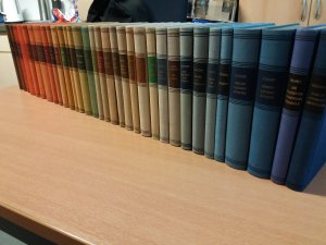 Sammlung / Bibliothek der Romane der Weltliteratur: 33 Werke in 34 Bänden: Band 1) Emile Zola: Das Glück der Familie Rougon. 2) Eca de Queiroz: Das Verbrechen […]