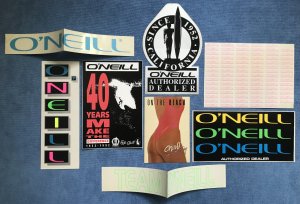 O'Neill Aufkleber Konvolut / 8 Stickers - 40 Years Make the Difference - 1952-1992 - Jack O'Neill - Team O'Neill - Loves Every Body - On the Beach - Nineties - 90er Jahre - Jaren '90 - Authorized Dealer