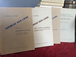 Irrwege der Liebe. Vier Bände. Band 1: Enthülltes Geheimnis, Band 2: Erotischer Symbolismus, Band 3: das Rätsel der Homosexualität, Band 4: Die käufliche […]