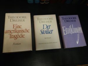 Drei Bände des Autors in gleicher Ausstattung (Gesammelte Werke in Einzelausgaben): Band 1) Eine amerikanische Tragödie. 2) Der Stoiker. Band III der " […]