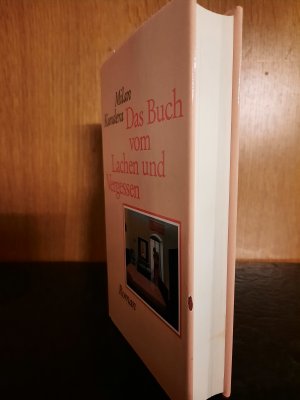 gebrauchtes Buch – Milan Kundera – Das Buch vom Lachen und vergessen