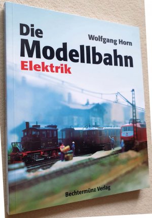 Die Modellbahn (PfeifenLäuten,Bimmeln-Geräuschelektronik selbst gebaut)