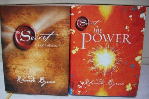 gebrauchtes Buch – Rhonda Byrne – The secret - 1. Das Geheimnis / 2. the Power