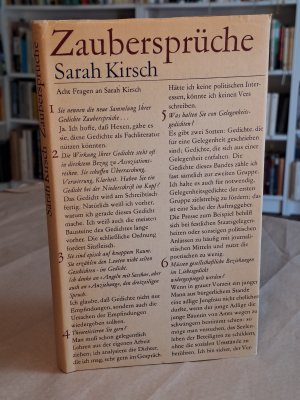 Zaubersprüche. Acht Fragen an Sarah Kirsch. 23 Federzeichnungen von Dieter Goltzsche.