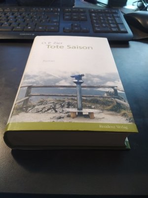 gebrauchtes Buch – Zier, O P – Tote Saison