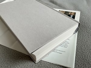 gebrauchtes Buch – Zeh, Juli; Urban – Zwischen Welten