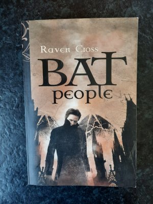 gebrauchtes Buch – Raven Cross – BAT People