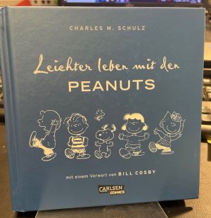 gebrauchtes Buch – Schulz, Charles M – Leichter leben mit den Peanuts. (= Carlsen-Comics). Aus dem Amerikanischn von Matthias Wieland.