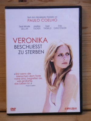 gebrauchter Film – emily young – "veronika beschliesst zu sterben"