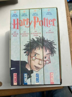 Harry Potter ZauberBox, 4 Bände im Schuber : Rowling, J. K. Harry Potter und der Stein der Weis heit,Harry Potter und der Kammer der Schreckens, Harry […]