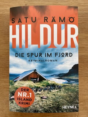 gebrauchtes Buch – Satu Rämö – Hildur – die Spur im Fjord - Kriminalroman