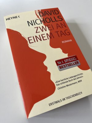 gebrauchtes Buch – David Nicholls – Zwei an einem Tag