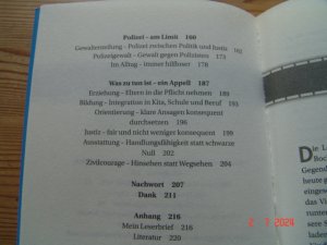 gebrauchtes Buch – Tania Kambouri – Deutschland im Blaulicht - Notruf einer Polizistin