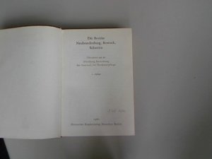 Handbuch der deutschen Kunstdenkmäler; Teil: Die Bezirke Neubrandenburg, Rostock, Schwerin. überarb. von d. Abt. Forschung d. Inst. für Denkmalpflege.