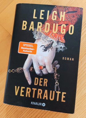 gebrauchtes Buch – Leigh Bardugo – Der Vertraute