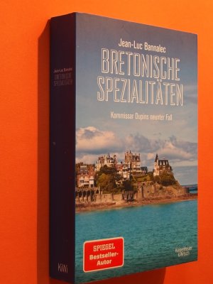 gebrauchtes Buch – Jean-Luc Bannalec – Bretonische Spezialitäten - Kommissar Dupins neunter Fall