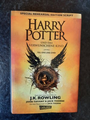 gebrauchtes Buch – J.K. Rowling; John Tiffany – Harry Potter und das verwunschene Kind - Teil eins und zwei