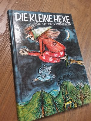 Die kleine Hexe Kinderbuch Hardcover Lizenzausgabe