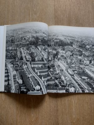 gebrauchtes Buch – Schenkelberg, Lothar; Stang – Rundflug über das alte Bonn