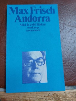 gebrauchtes Buch – Max Frisch – Andorra - Stück in 12 Bildern