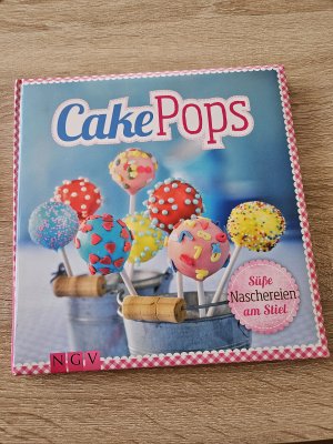 gebrauchtes Buch – Redaktion: Susanne Gärtner – CakePops - Süße Naschereien am Stiel