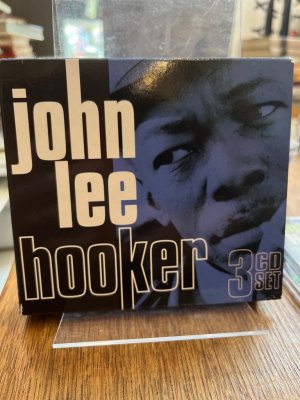 John Lee Hooker 3 CD Set. Audio CDs Jazz. Shake Holler & Run; I`m ready; Blues before Sunrise.