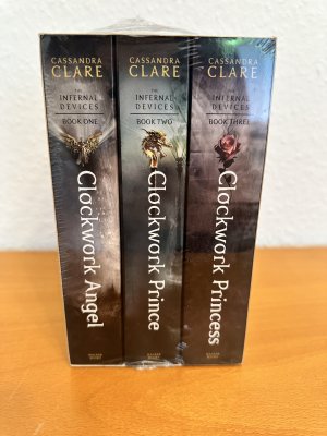 Cassandra Clare - The Infernal Devices 1-3 im Schuber englisch Bücher Clockwork